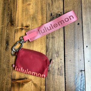 LULULEMON | wallet + keychain | red